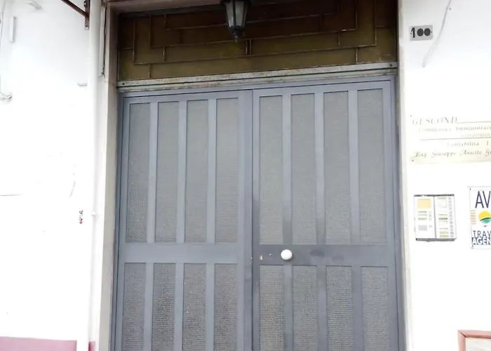 Casa Valeria - Vicino & Parcheggio アパート *